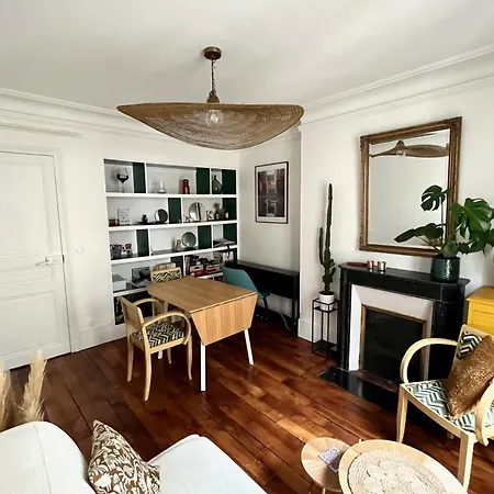 Cozy 45 M Near Epinettes